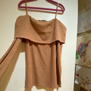 Doe&Rae dusty rose/ tan Brand new off the shoulder